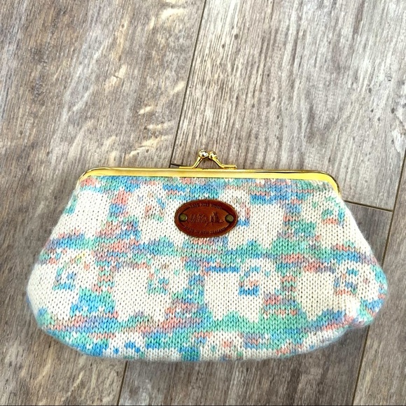 Rare! Ali Katz Crochet Knit “Sheep” Print Wool Mini w/Kiss Lock Closure Clutch - Picture 1 of 7